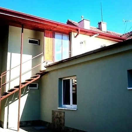Ubytovani Luzice * Lužice